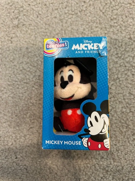 Disney Mickey Mouse Micro Teenies Plush Toy - Red & Black - Picture 3 of 4